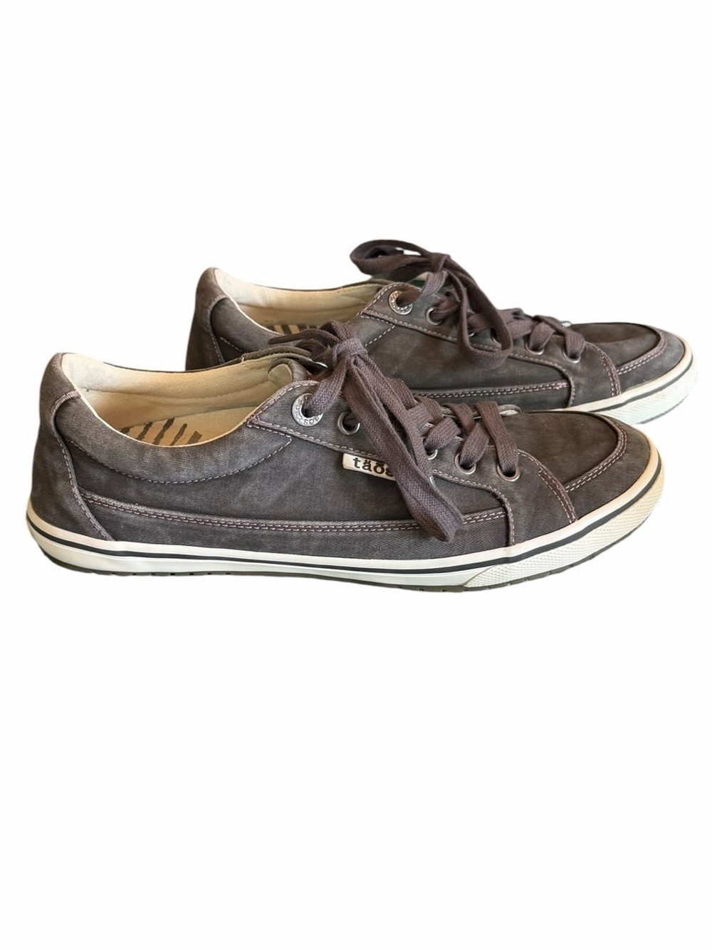 Taos Moc Star Graphite Distressed Stonewashed Canvas Removable Footbed W8